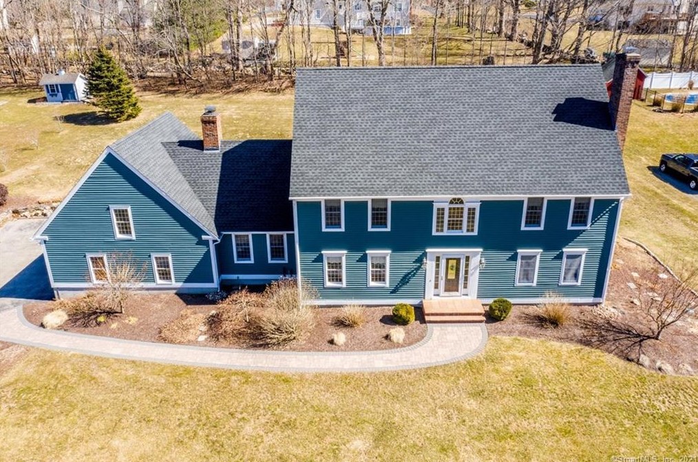 45 Country Ln, Hebron, CT 06248