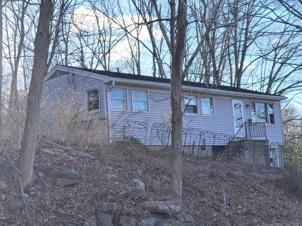 923 Kettletown Rd, Southbury, CT 06488-2641