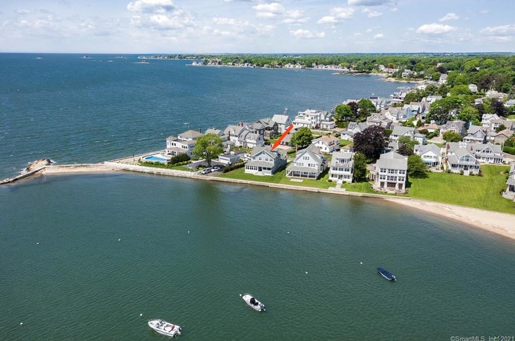 50 Island View Ave, Branford, CT 06405