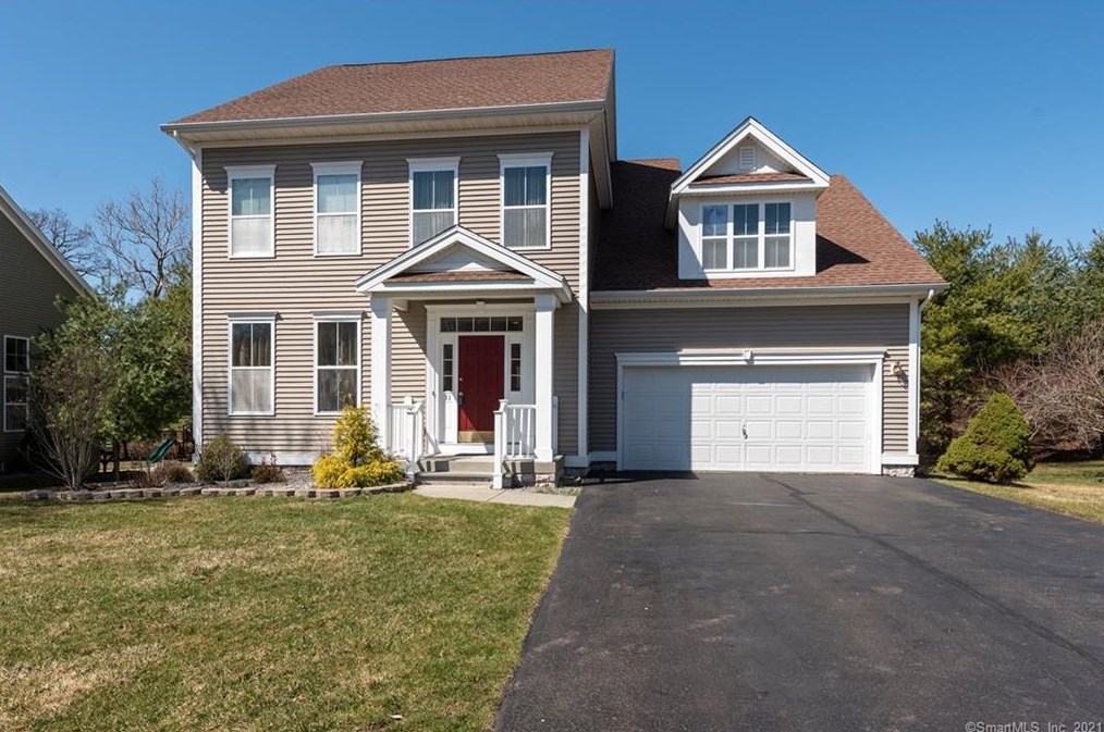 31 Broadmeadow Rd, Wallingford CT  06492-6045 exterior
