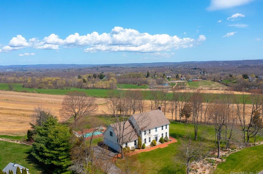 50 Louis Rd, Middlefield, CT 06455