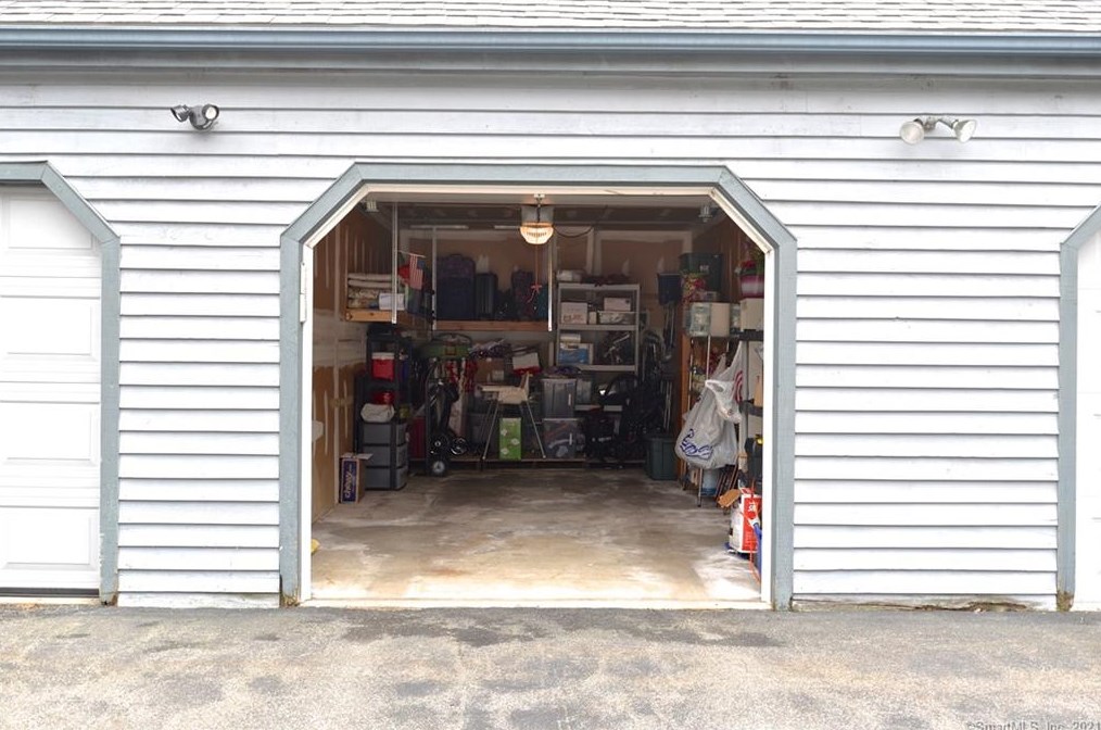 713 S Main St #713, Cheshire, CT 06410