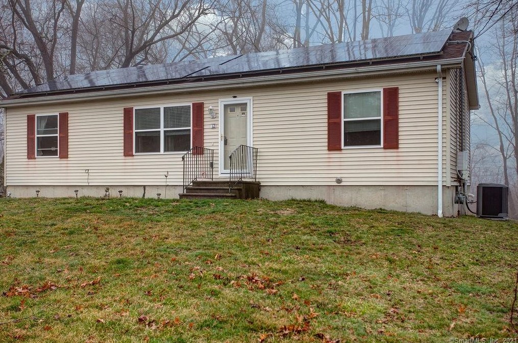 12 Maryland Rd, Chesterfield, CT 06370-1630
