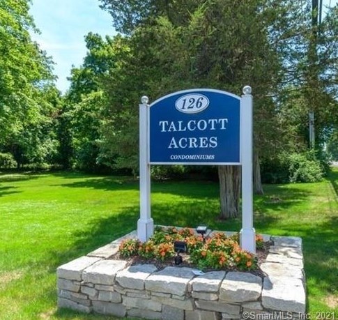 126 Hopmeadow St, Simsbury CT  06089-9696 exterior