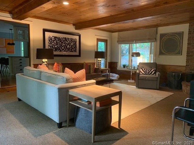 136 Concord Dr, Madison CT  06443-1860 exterior