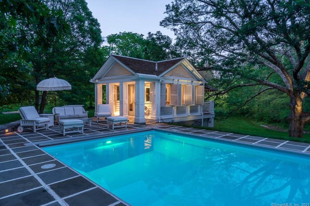 38 Three Bridges Rd, East Haddam, CT 06423