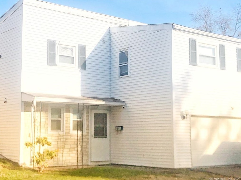 6 Afton Ter, Middletown, CT 06457