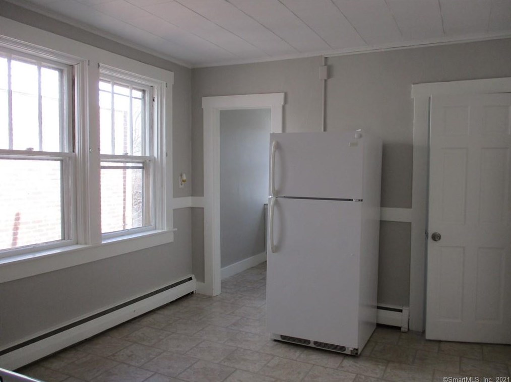 17 Buck St #e, Killingly, CT 06239