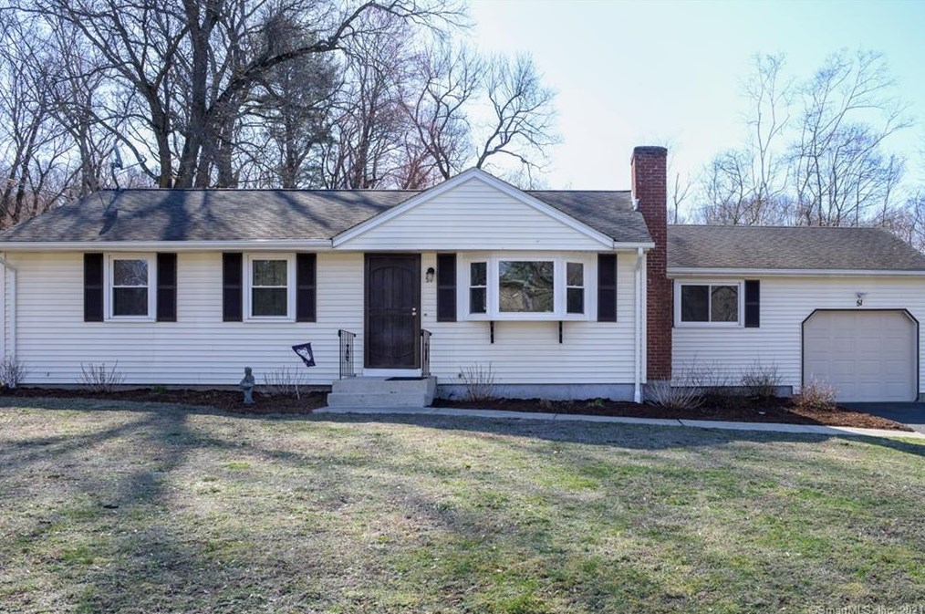 51 Dart Hill Rd, Wapping, CT 06074