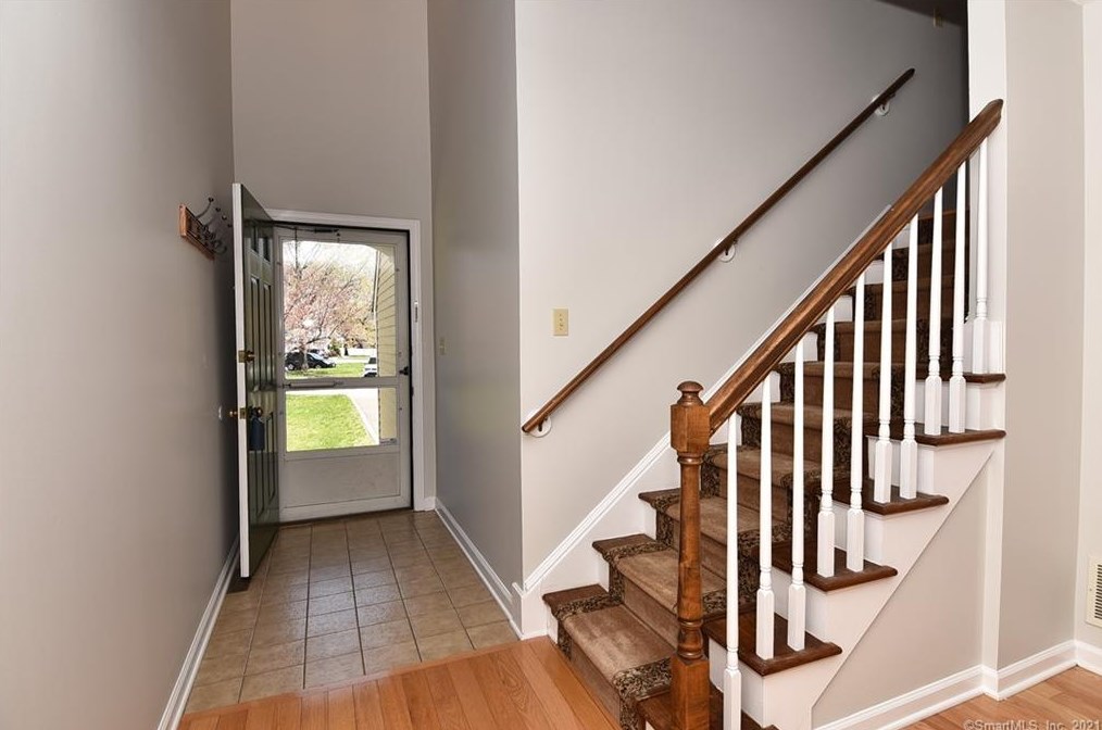 600 Washington Ave #f-7, North Haven, CT 06473