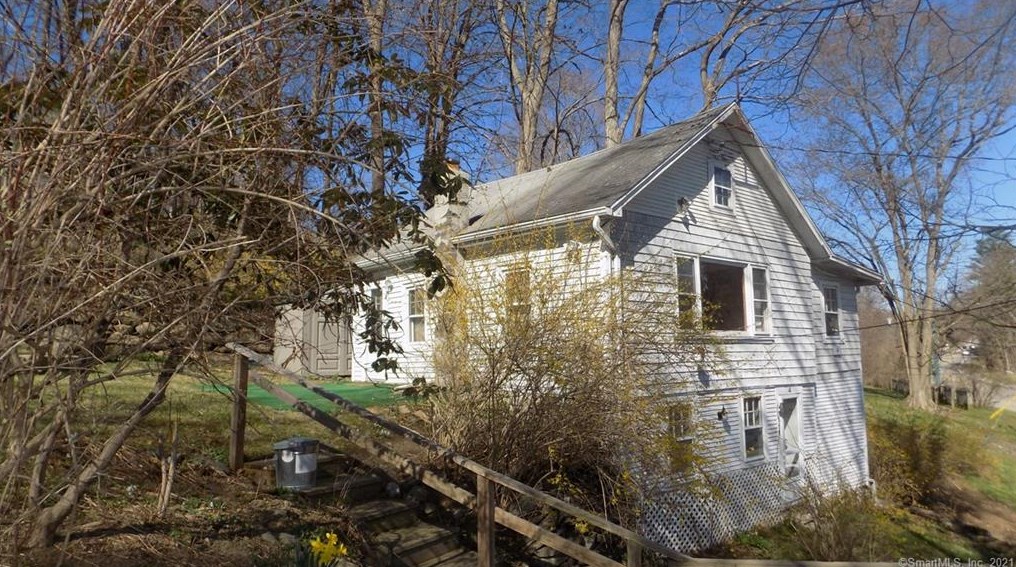 4 Main St, Washington Depot, CT 06777