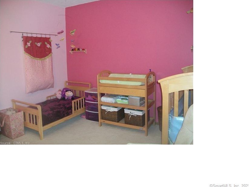 680 Colony St, Meriden CT  06450-2366 exterior
