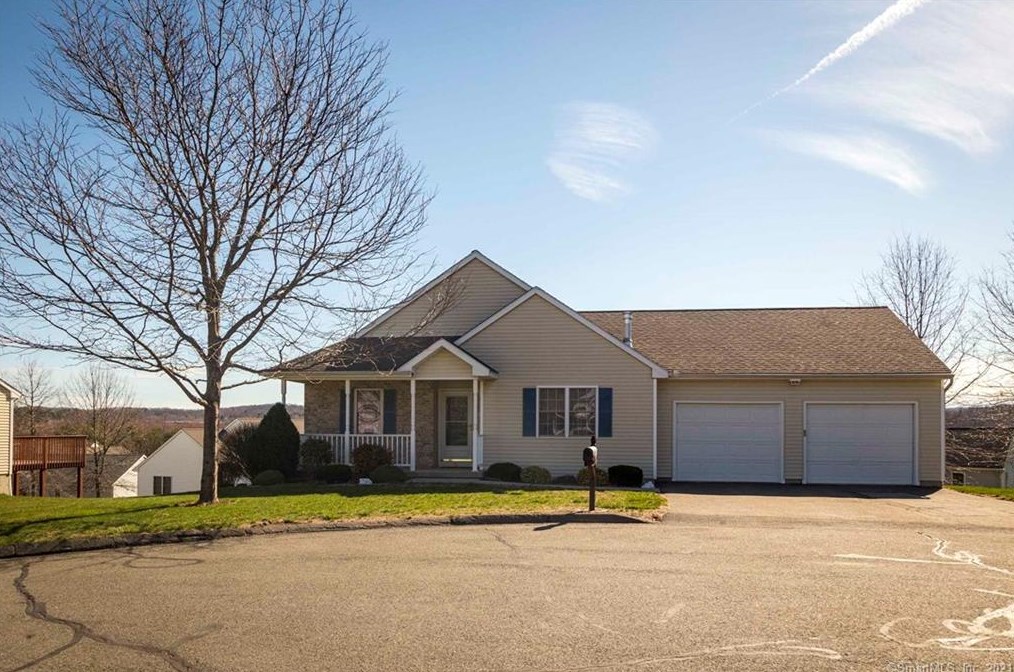 51 High Ridge Dr, Vernon CT  06066-2755 exterior