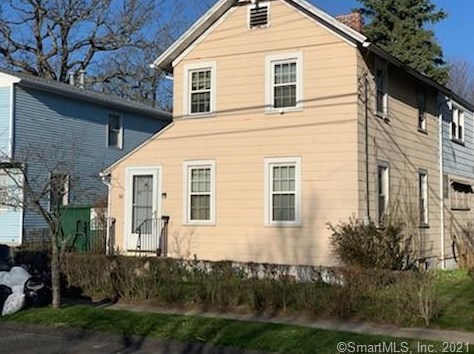 98 White St, Stratford, CT 06615-5945