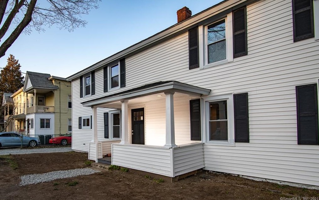 99 Railroad Ave, Beacon Falls, CT 06403