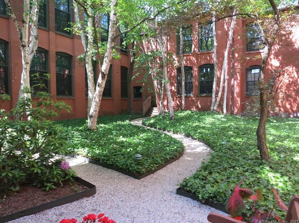 25 Grand St #233, Norwalk, CT 06851