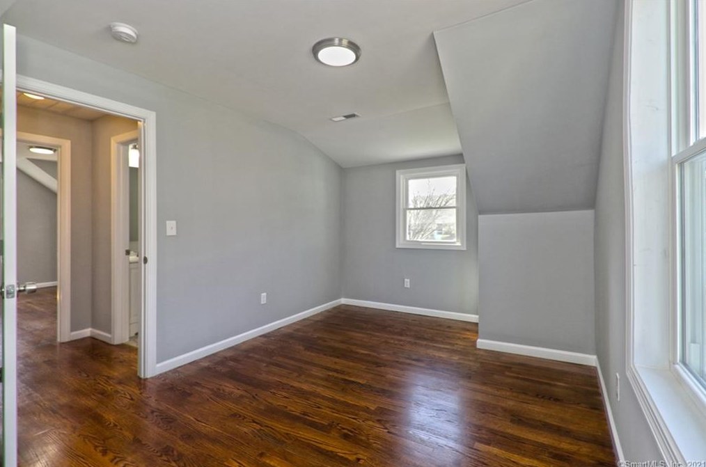 19 Pearl Rd, Union City CT  06770-3713 exterior