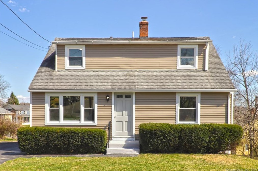 19 Pearl Rd, Union City, CT 06770