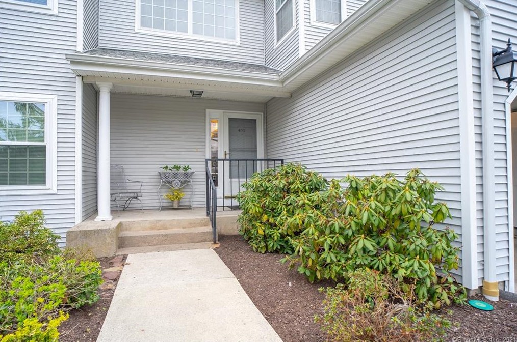 402 The Mews, Rocky Hill, CT 06067-3254