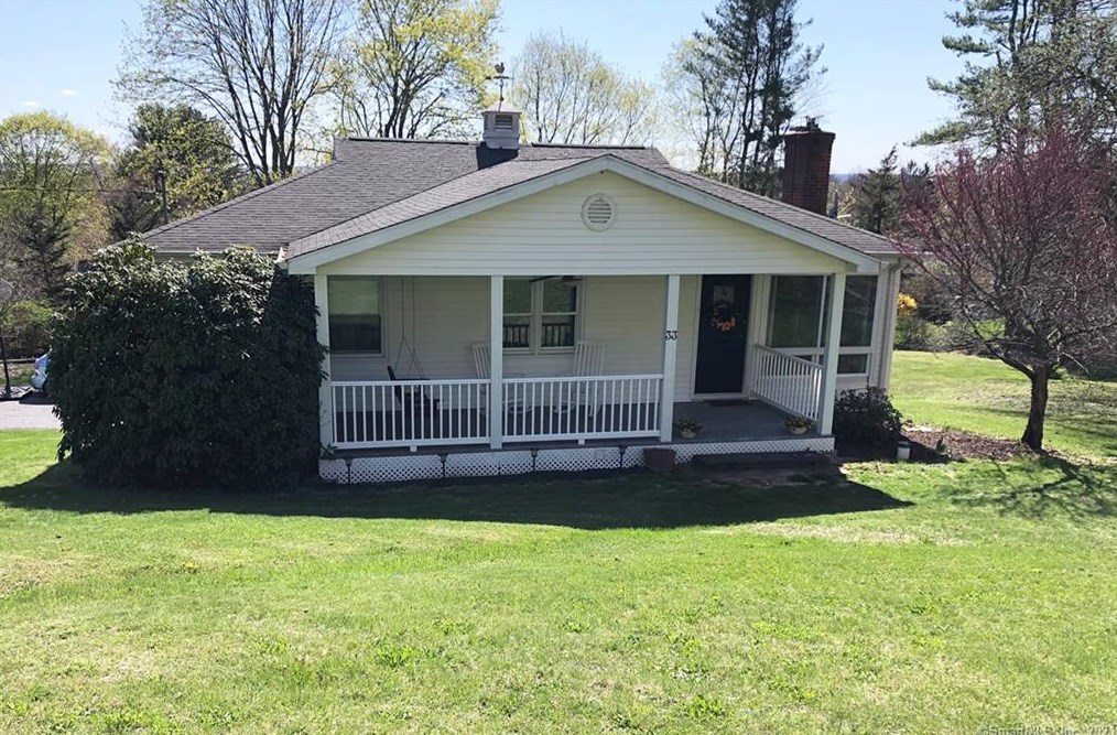 33 Maryland Dr, Middlefield, CT 06455