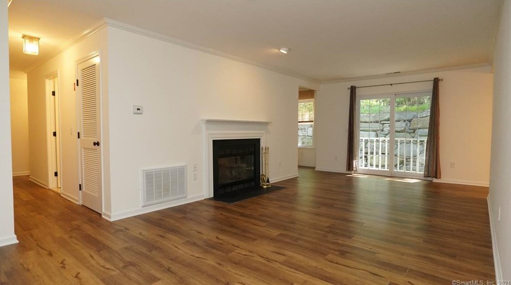 259 Mayfield Dr Unit 259, Bridgeport, CT
