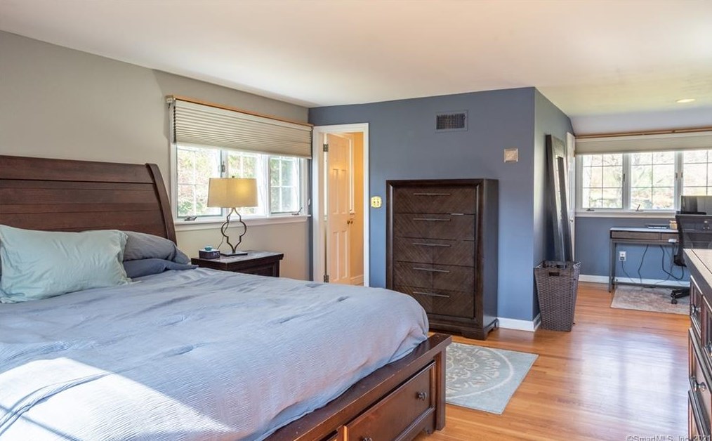 43 Chalburn Rd, West Redding CT  06896-1830 exterior