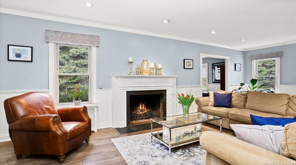 87 Holmes Ave, Tokeneke, CT 06820-3923