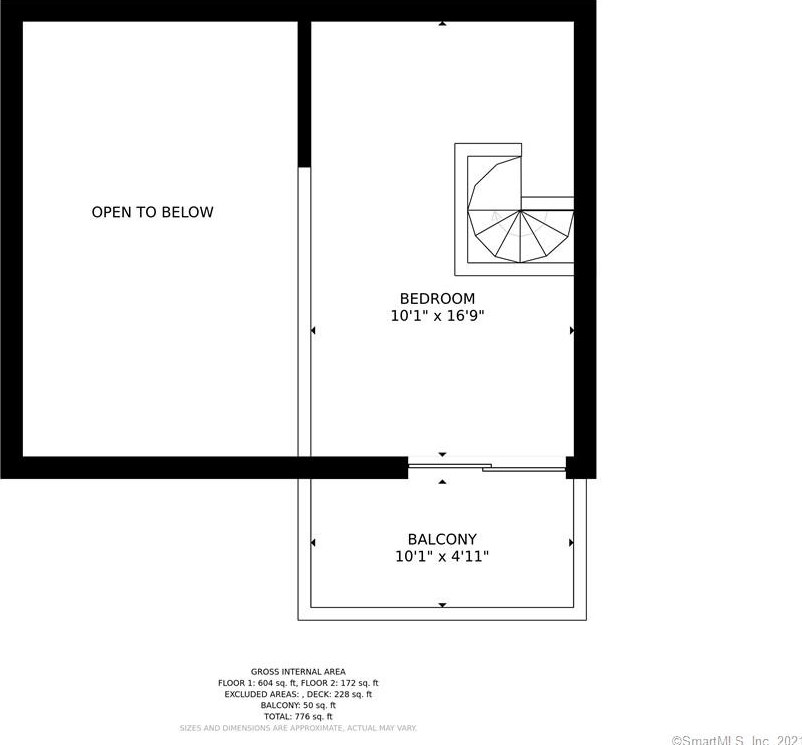 43 Mohawk Trl, Guilford CT  06437-1107 exterior