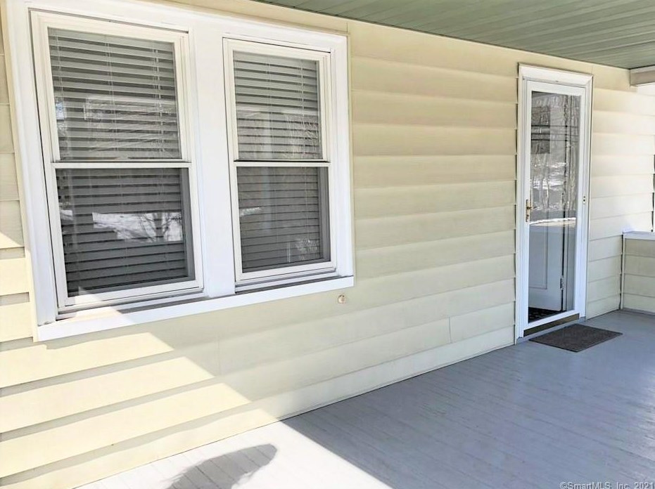 28 Weaver St, Greenwich, CT 06831
