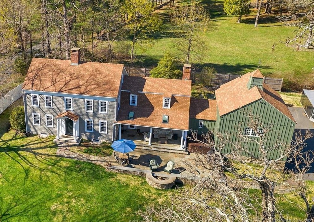 786 Ridgebury Rd, Ridgefield, CT 06877