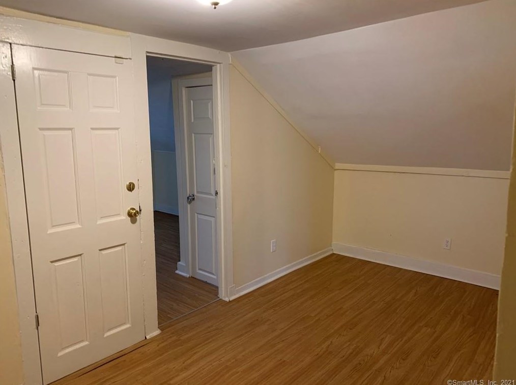 24 Arthur St #3, New Haven, CT 06519