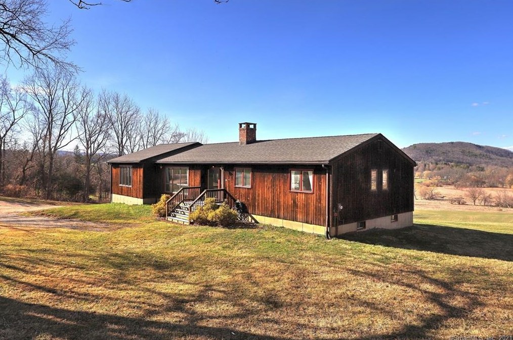 30 King Hill Rd, West Woods, CT 06069