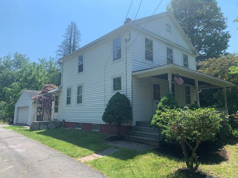 725 Westfield St, Middletown, CT 06457