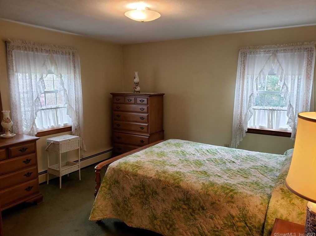 75 Dogwood Ln, Mystic CT  06355-1040 exterior