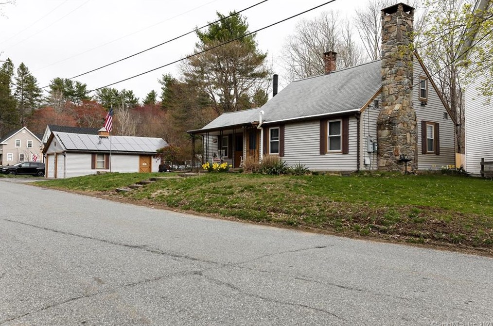 8 Ware Rd, Killingly, CT 06241