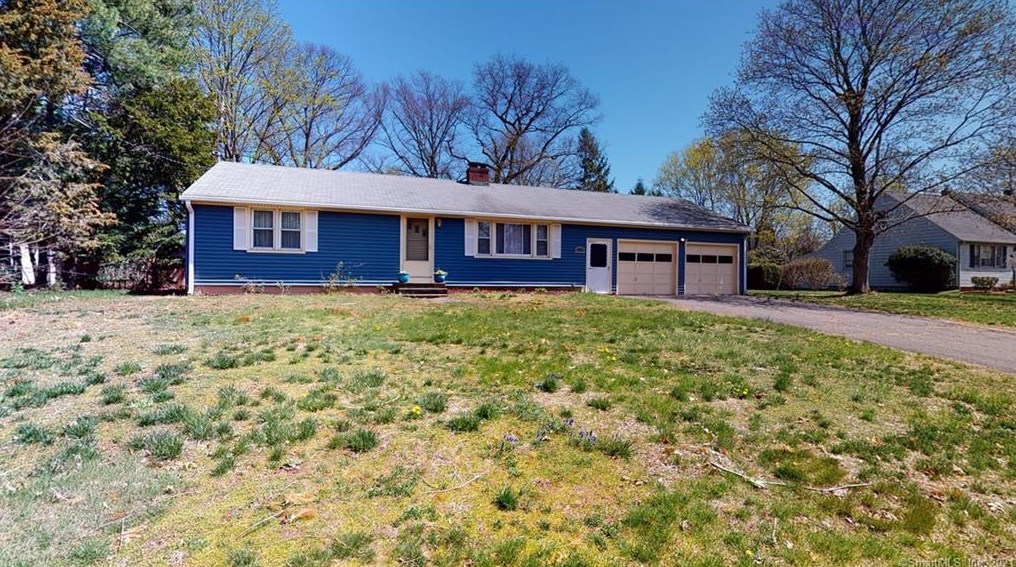 51 Westover Ln, Southington, CT 06489