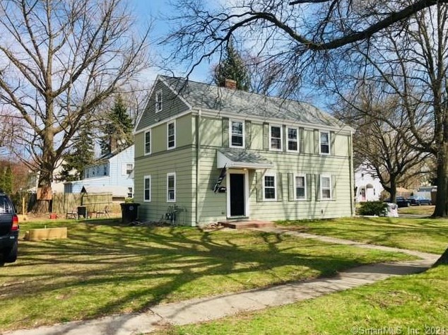 27 Lansdale Ave, Milford, CT 06460