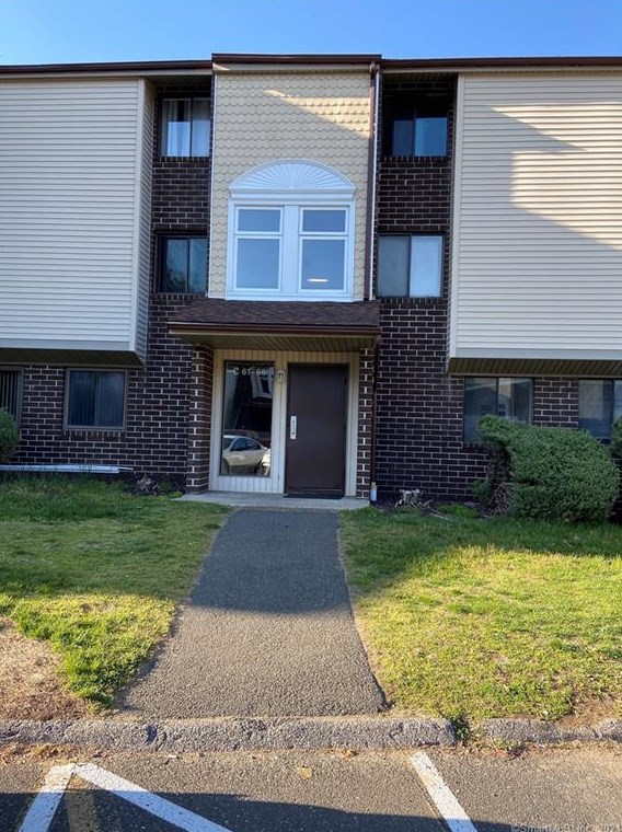 7 Padanaram Rd #c66, Danbury, CT 06811
