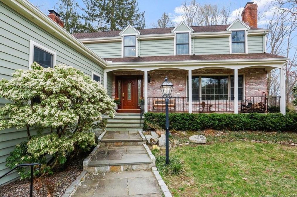 111 Little Brook Rd, New Canaan, CT 06840
