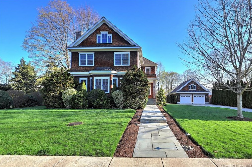 20 Governors Ave, Milford, CT 06460