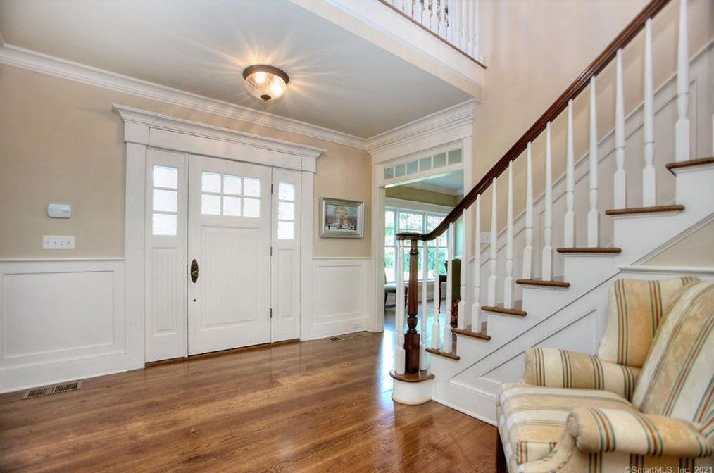 87 North Ave, Westport, CT 06880