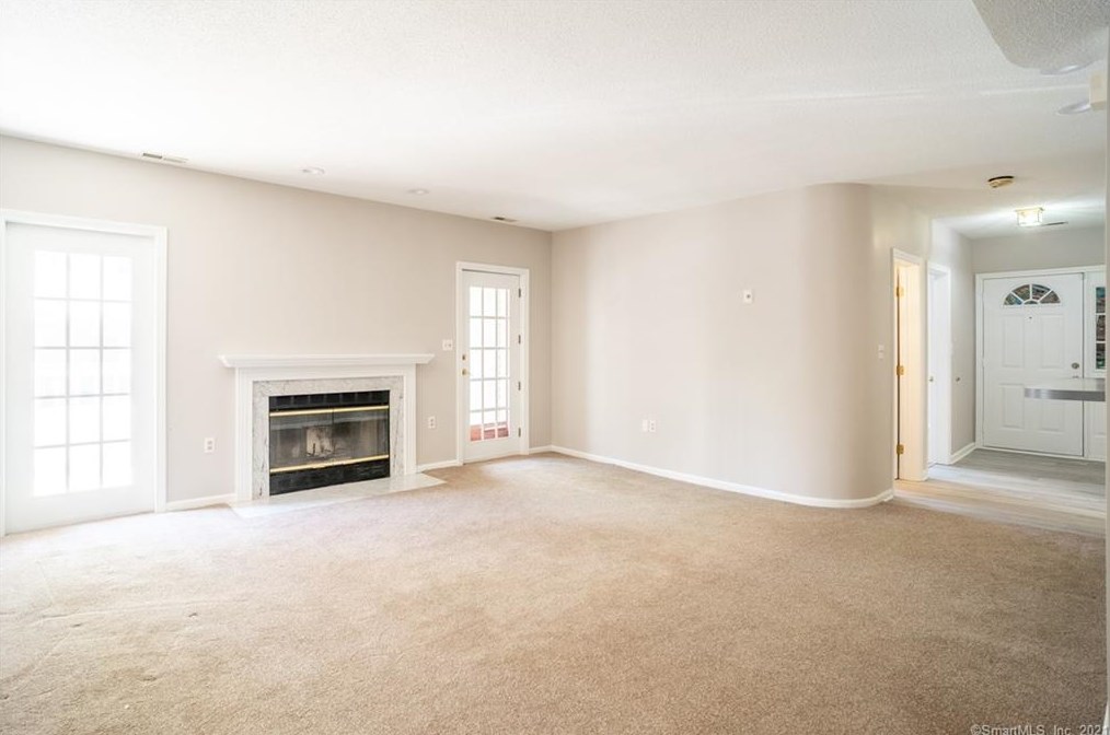 33 Langdon Ct #a102, Kensington, CT 06037