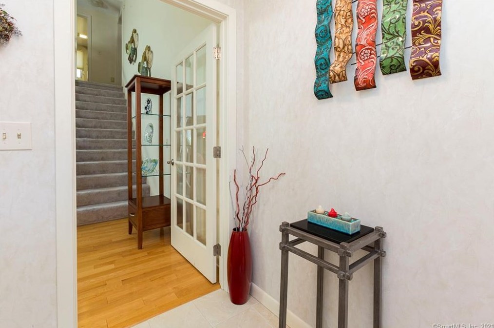 188 Oak Grove St #a, Manchester, CT 06040