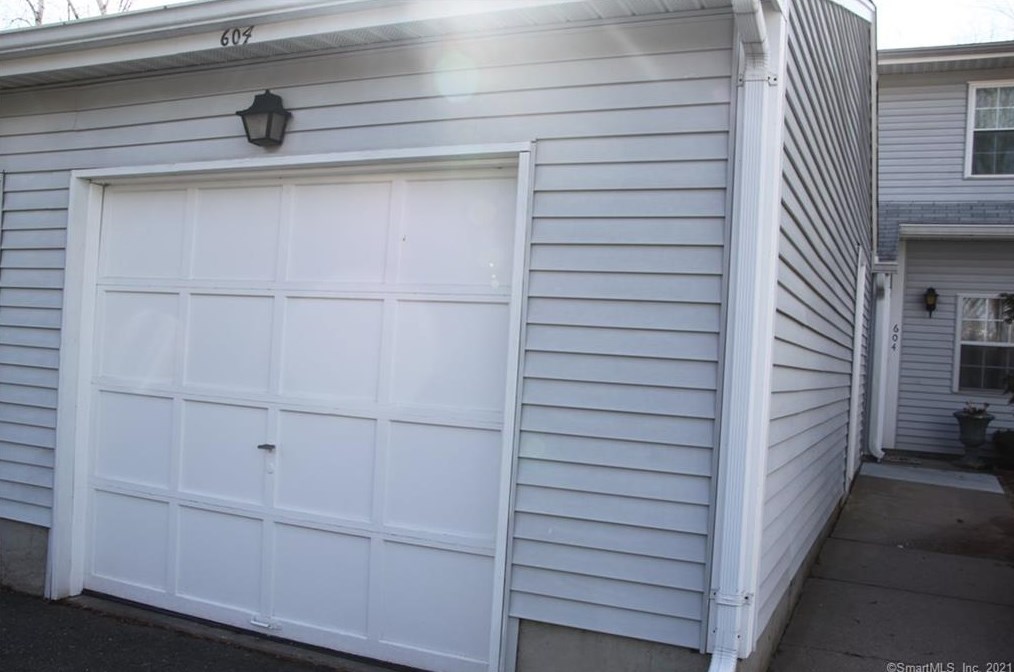 604 Spring Meadow Rd #604, Wapping, CT 06074