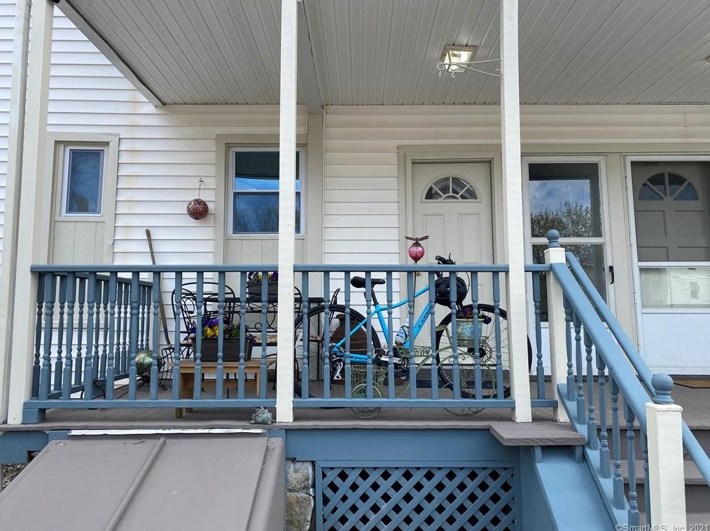 45 Center St, Winsted CT  06098-1639 exterior