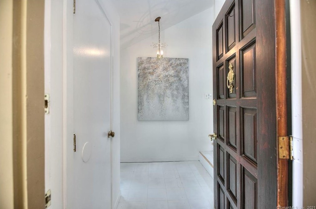 110 Valley Forge Rd, Weston, CT 06883-1930