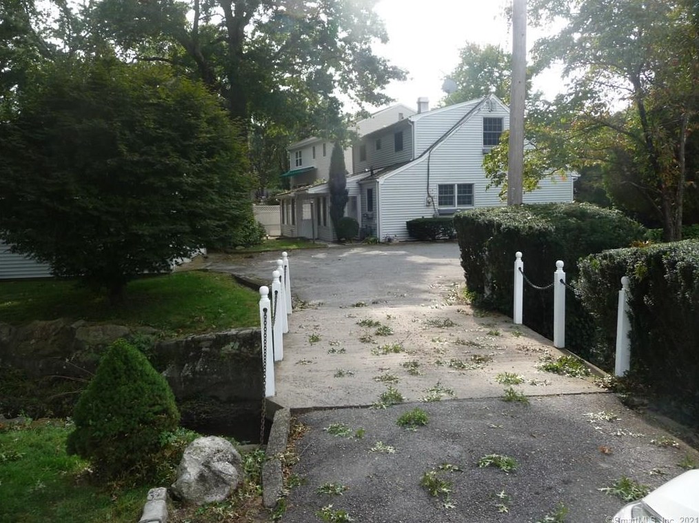 10 Bonwit Rd, Riverside, CT 06878