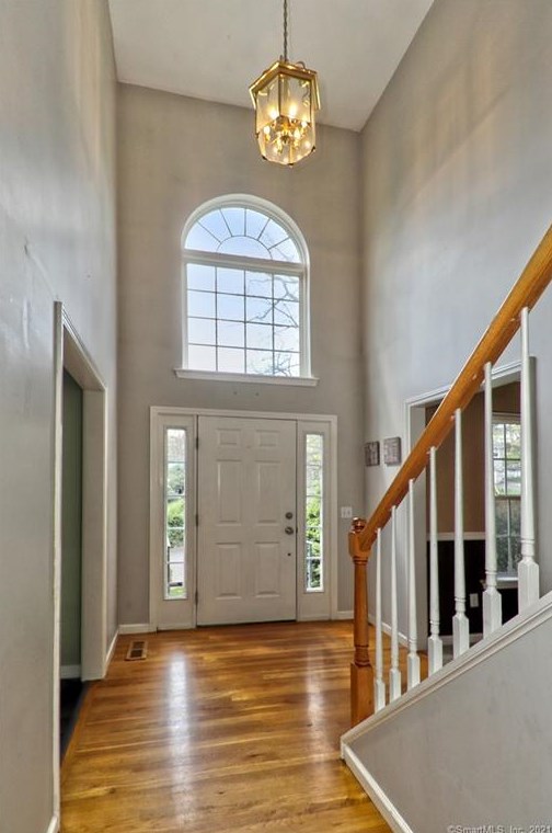 38 Condon Dr, Ansonia, CT 06401