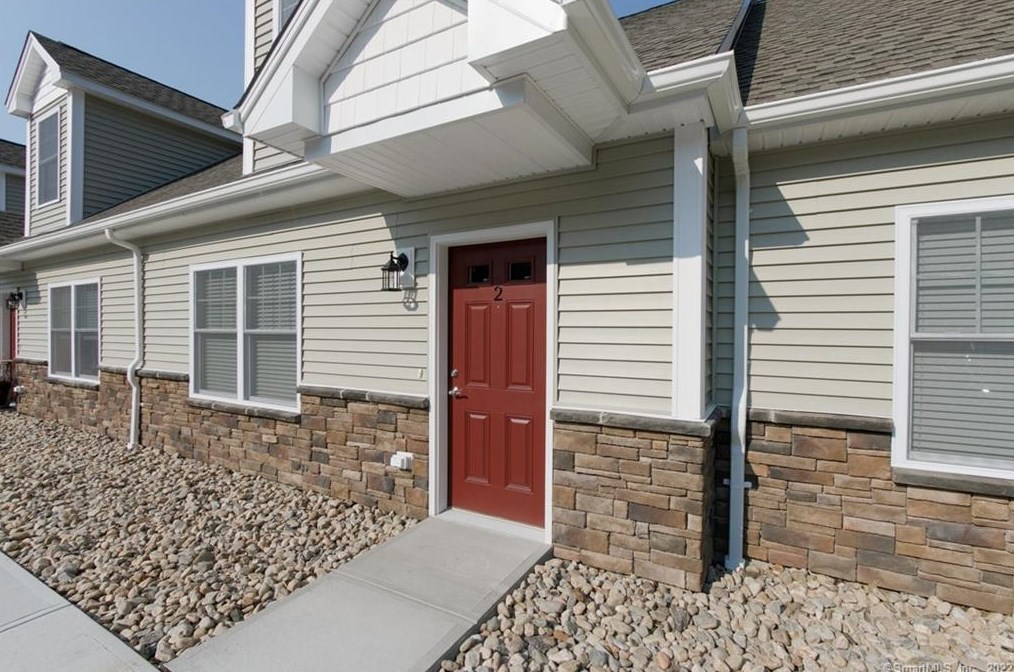 90 Twenty Four Bumper Rd, Torrington, CT 06791