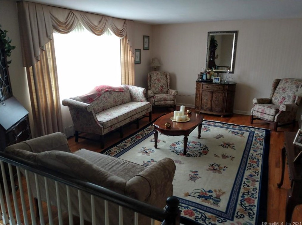 59 Seiter Hill Rd, Wallingford, CT 06492